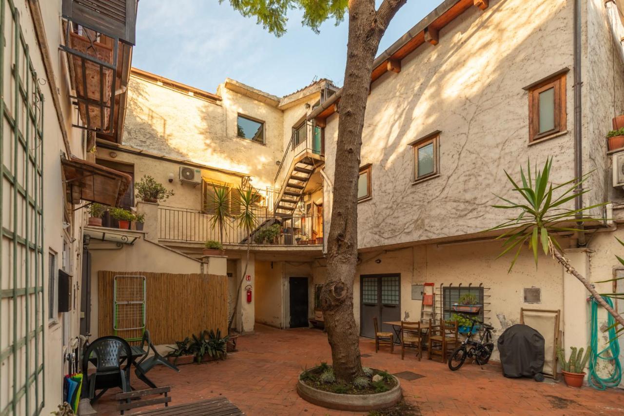 רומא Bright And Comfy Terraced Apartment In Trastevere מראה חיצוני תמונה